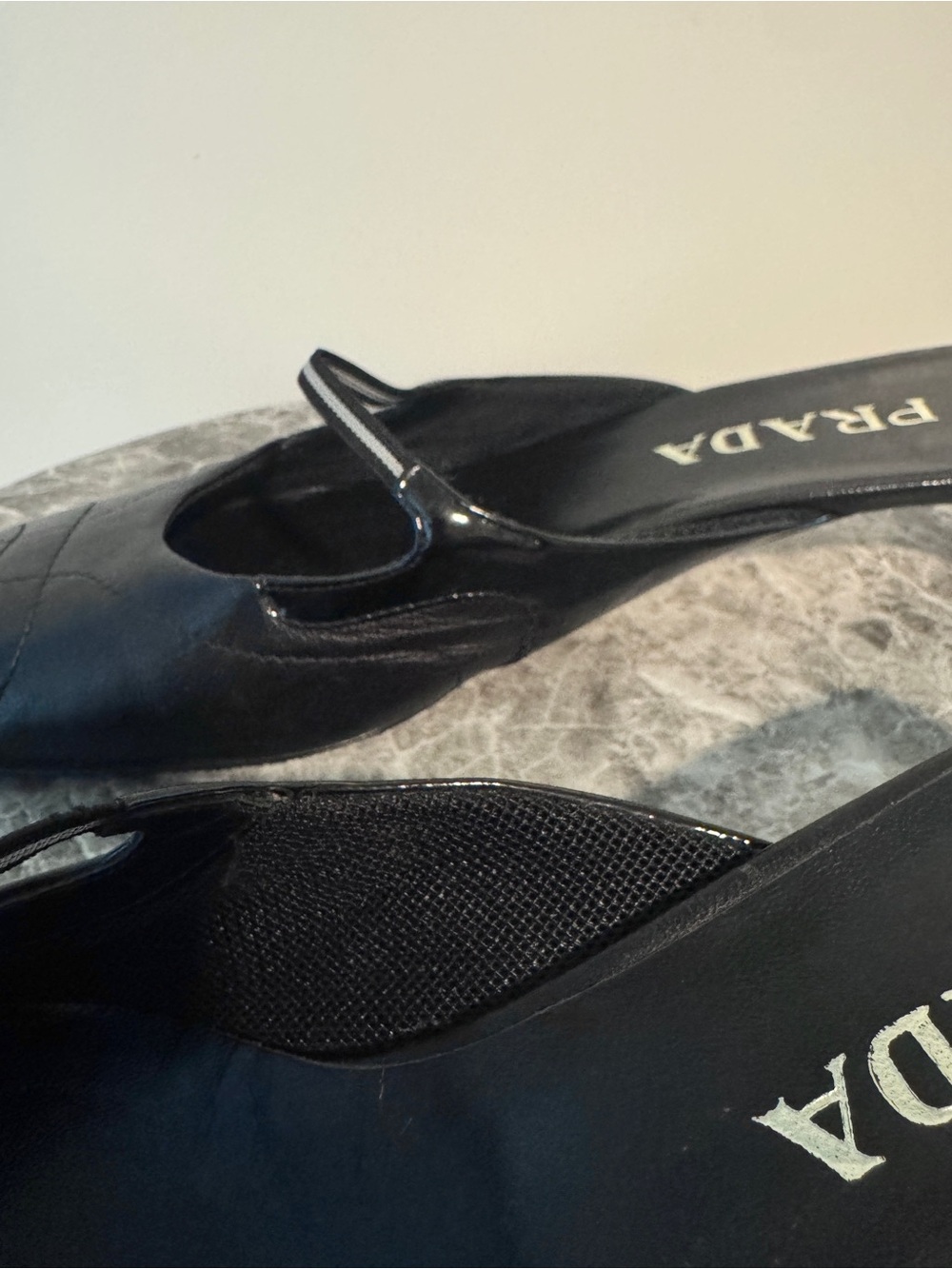 Rare Vintage Prada Black Leather Mule Kitten Heels - Picture 13 of 14